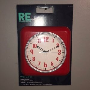 Red square clock